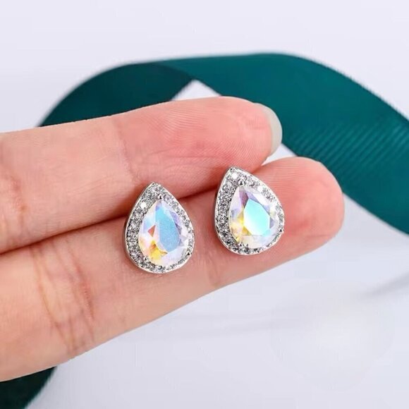 NWT Teardrop Stud Earrings Iridescent Crystal Halo Setting 14K Gold Plated - Picture 4 of 10